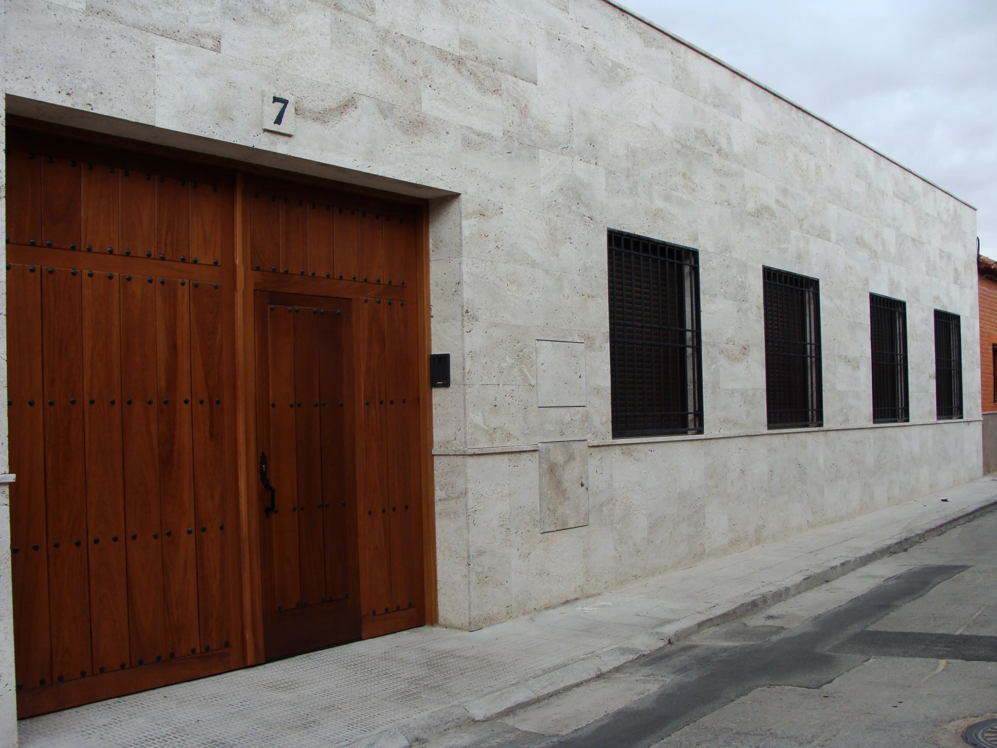Edificio Comercial obra nueva Marbella San Rafael
